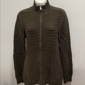 GAP Women's Olive Textured Turtleneck Sweater